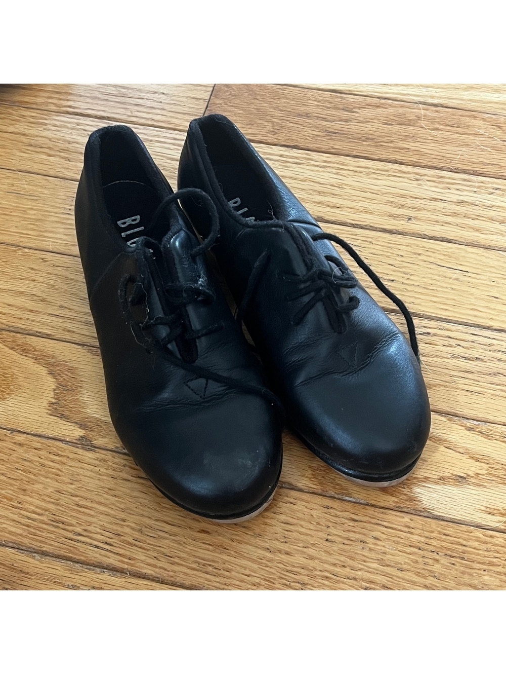 Bloch Black Leather Tap Shoes with Lace-Up Closure - Picture 1 of 7